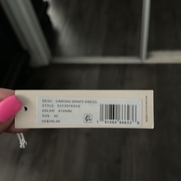 Beautiful maxi dress Navy Blue with a crisscross back. - Picture 3 of 3